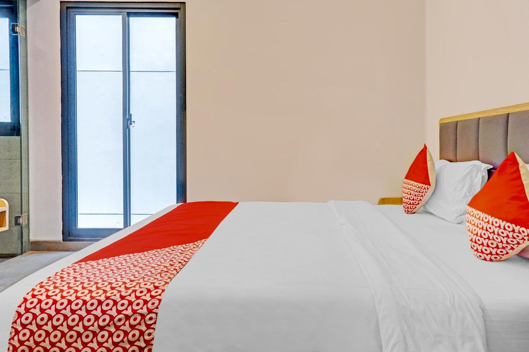 Super Oyo Capital O 90635 Tango Juliet Residence Jakarta Extérieur photo