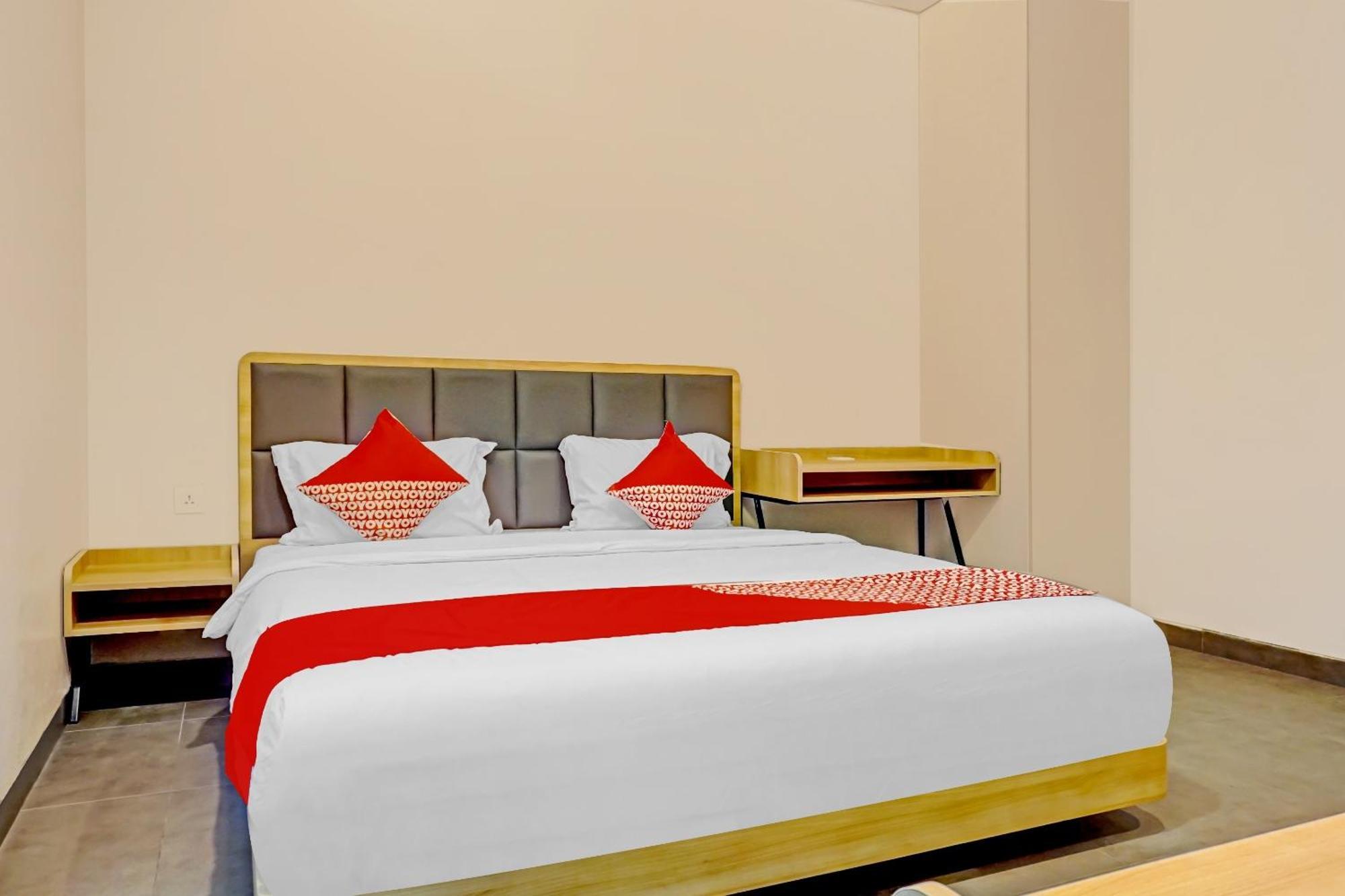 Super Oyo Capital O 90635 Tango Juliet Residence Jakarta Extérieur photo