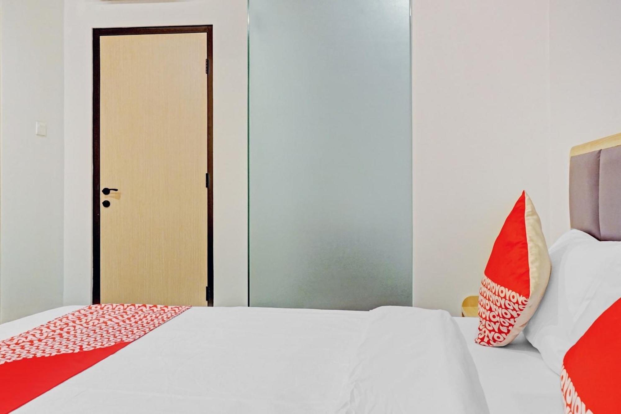 Super Oyo Capital O 90635 Tango Juliet Residence Jakarta Extérieur photo